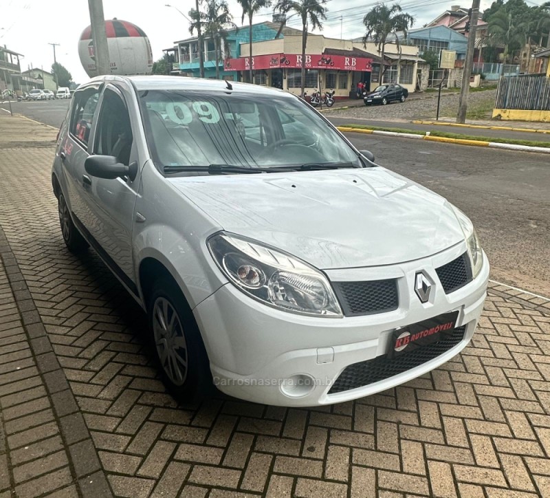 SANDERO 1.6 EXPRESSION 8V FLEX 4P MANUAL - 2009 - PAROBé