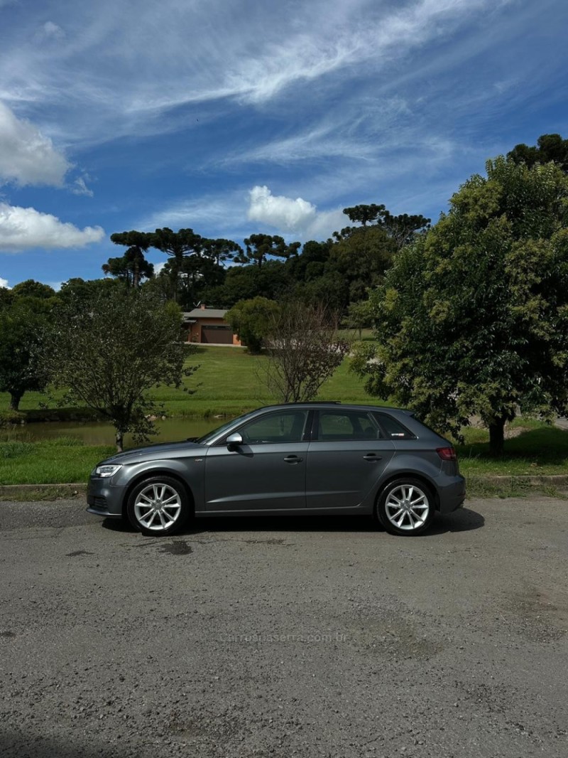 A3 1.4 TFSI SPORTBACK AMBIENTE 16V GASOLINA 4P S-TRONIC - 2018 - CAXIAS DO SUL