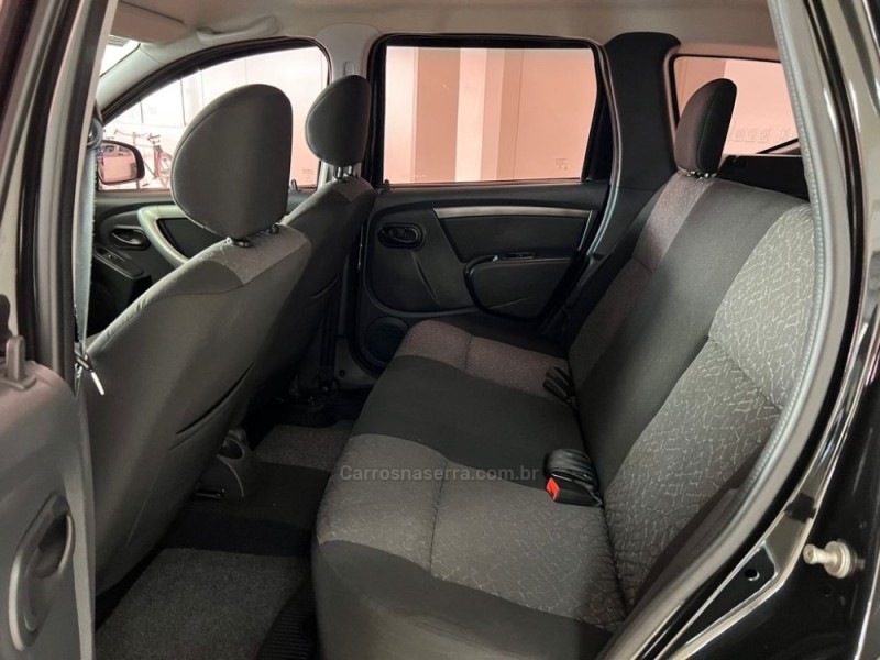 DUSTER 1.6 EXPRESSION 4X2 16V FLEX 4P MANUAL - 2015 - TAQUARA