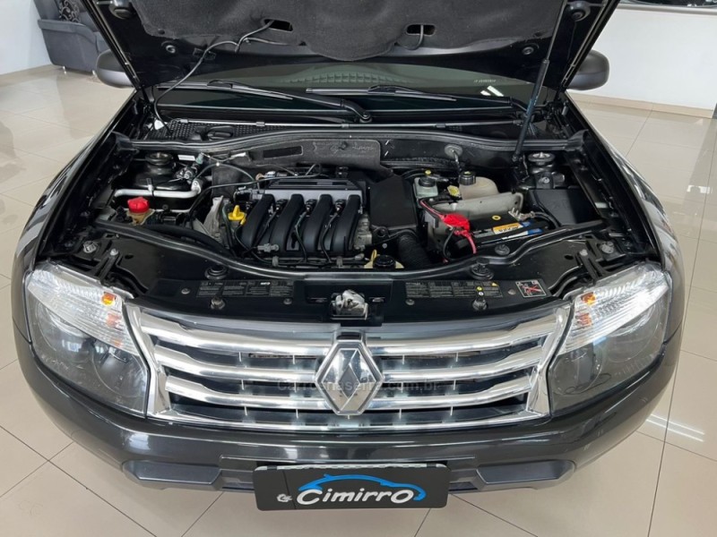 DUSTER 1.6 EXPRESSION 4X2 16V FLEX 4P MANUAL - 2015 - TAQUARA