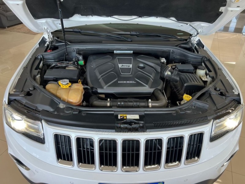 GRAND CHEROKEE 3.0 LIMITED 4X4 V6 24V TURBO DIESEL 4P AUTOMÁTICO - 2015 - TAQUARA