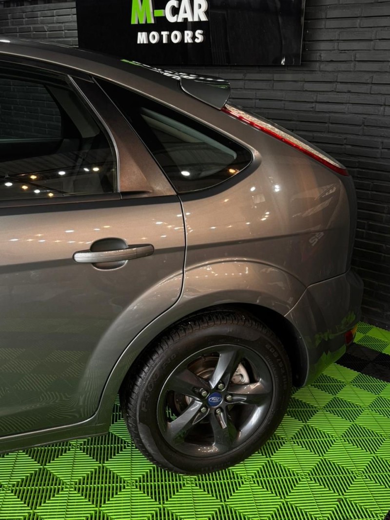 FOCUS 2.0 HA 16V GASOLINA 4P MANUAL - 2009 - FELIZ