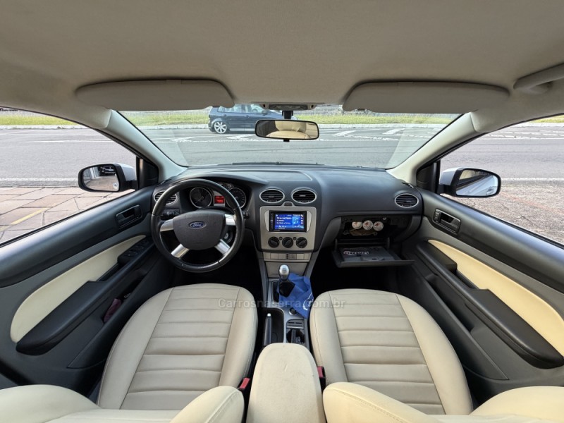 FOCUS 1.6 GLX 8V FLEX 4P MANUAL - 2011 - CAXIAS DO SUL