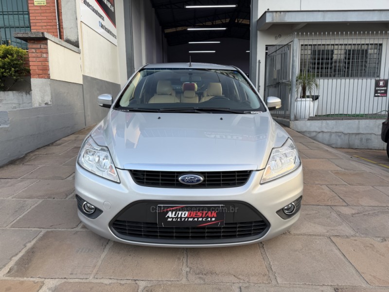 FOCUS 1.6 GLX 8V FLEX 4P MANUAL - 2011 - CAXIAS DO SUL