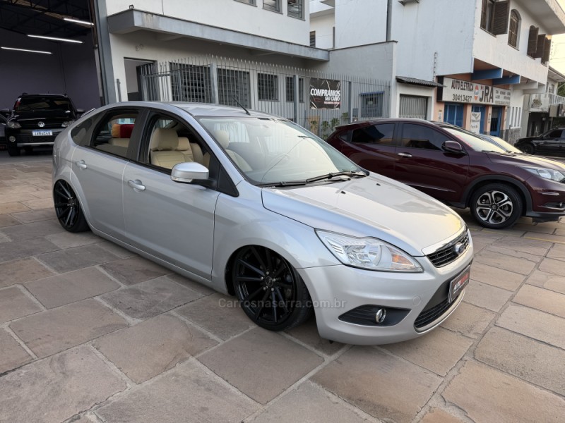 FOCUS 1.6 GLX 8V FLEX 4P MANUAL - 2011 - CAXIAS DO SUL