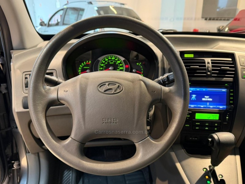 TUCSON 2.0 MPFI GLS 16V 143CV 2WD FLEX 4P AUTOMÁTICO - 2016 - CAXIAS DO SUL