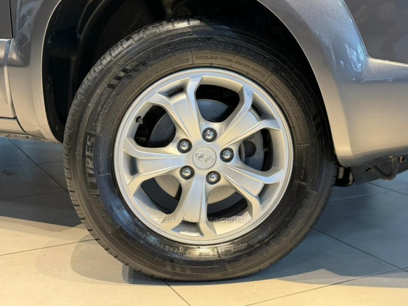 TUCSON 2.0 MPFI GLS 16V 143CV 2WD FLEX 4P AUTOMÁTICO - 2016 - CAXIAS DO SUL