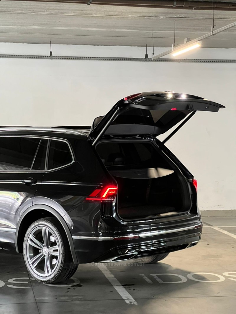 TIGUAN 2.0 ALLSPACE R-LINE 350 TSI 4X4 GASOLINA 4P - 2021 - CAXIAS DO SUL