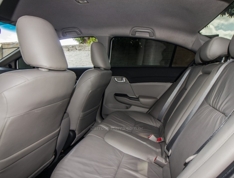 CIVIC 2.0 LXR 16V FLEX 4P AUTOMÁTICO - 2015 - NOVO HAMBURGO