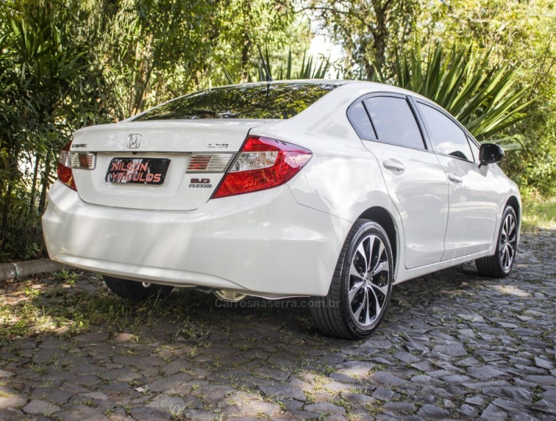 CIVIC 2.0 LXR 16V FLEX 4P AUTOMÁTICO - 2015 - NOVO HAMBURGO