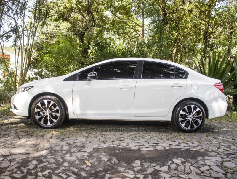 CIVIC 2.0 LXR 16V FLEX 4P AUTOMÁTICO - 2015 - NOVO HAMBURGO