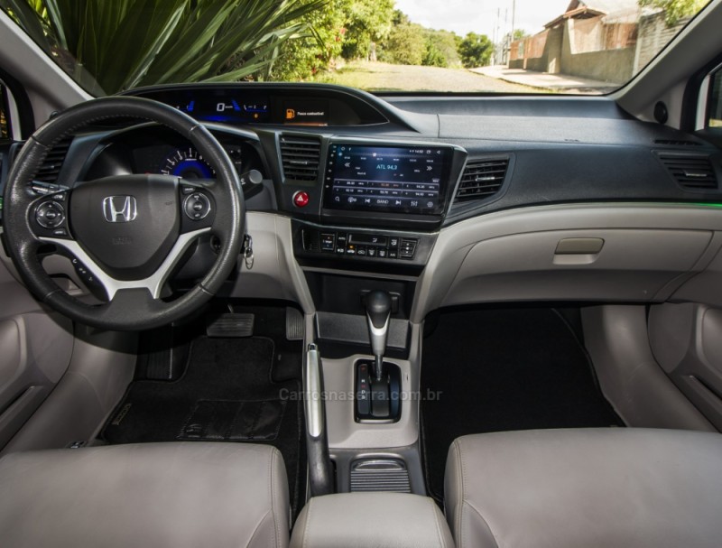 CIVIC 2.0 LXR 16V FLEX 4P AUTOMÁTICO - 2015 - NOVO HAMBURGO