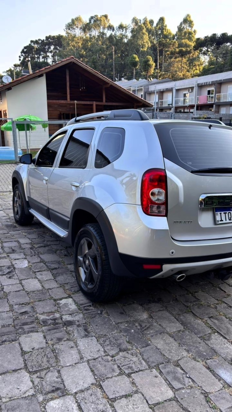 DUSTER 2.0 DYNAMIQUE 4X4 16V FLEX 4P MANUAL - 2013 - CAXIAS DO SUL