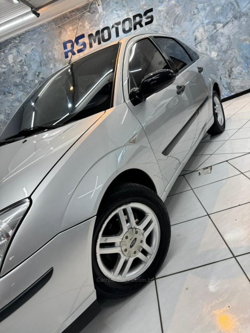 FOCUS 2.0 GLX SEDAN 16V FLEX 4P AUTOMÁTICO - 2008 - CAXIAS DO SUL