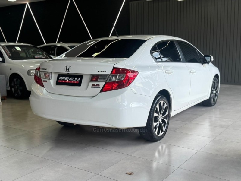 CIVIC 2.0 LXR 16V FLEX 4P AUTOMÁTICO - 2015 - DOIS IRMãOS