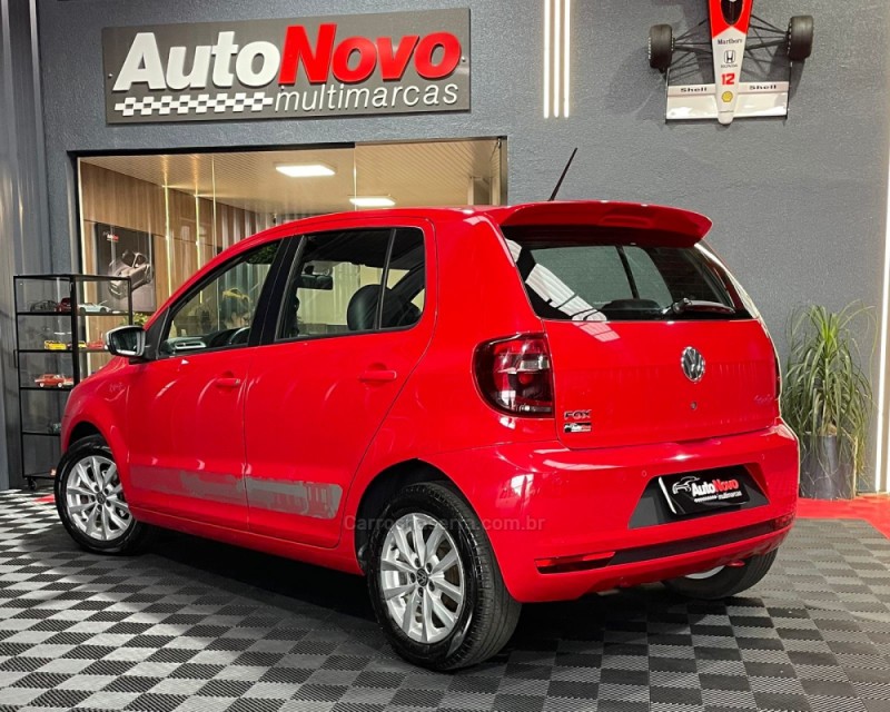 FOX 1.6 MI ROCK IN RIO 8V FLEX 4P MANUAL - 2014 - VACARIA