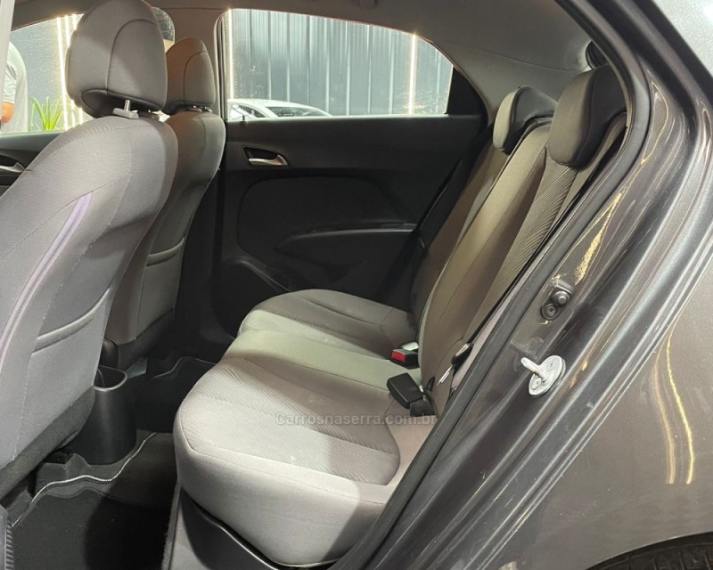 HB20 1.6 PREMIUM 16V FLEX 4P MANUAL - 2013 - VACARIA