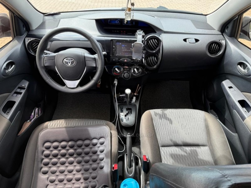 ETIOS 1.5 X PLUS 16V FLEX 4P AUTOMÁTICO - 2020 - IVOTI