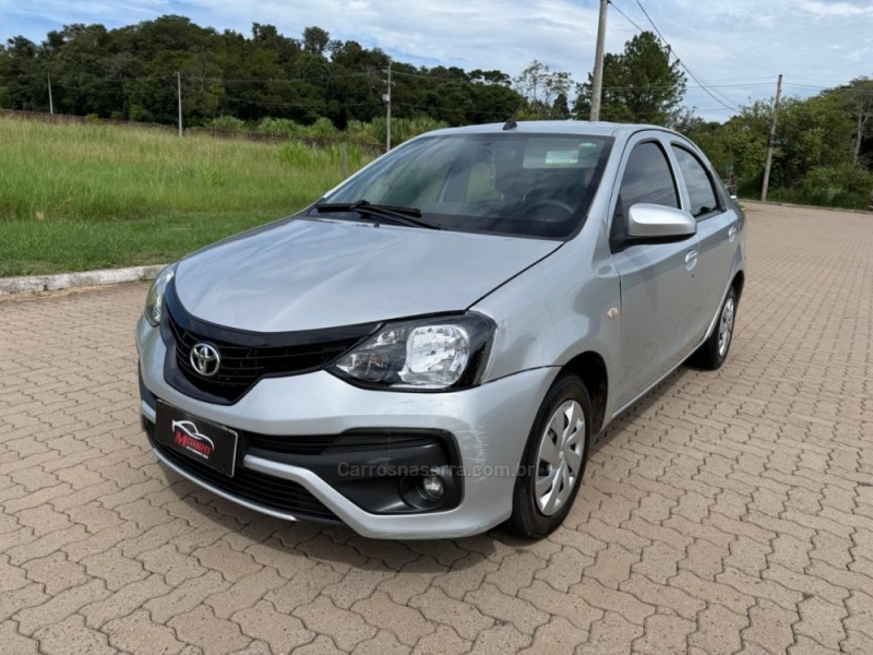 etios 1.5 x plus 16v flex 4p automatico 2020 ivoti