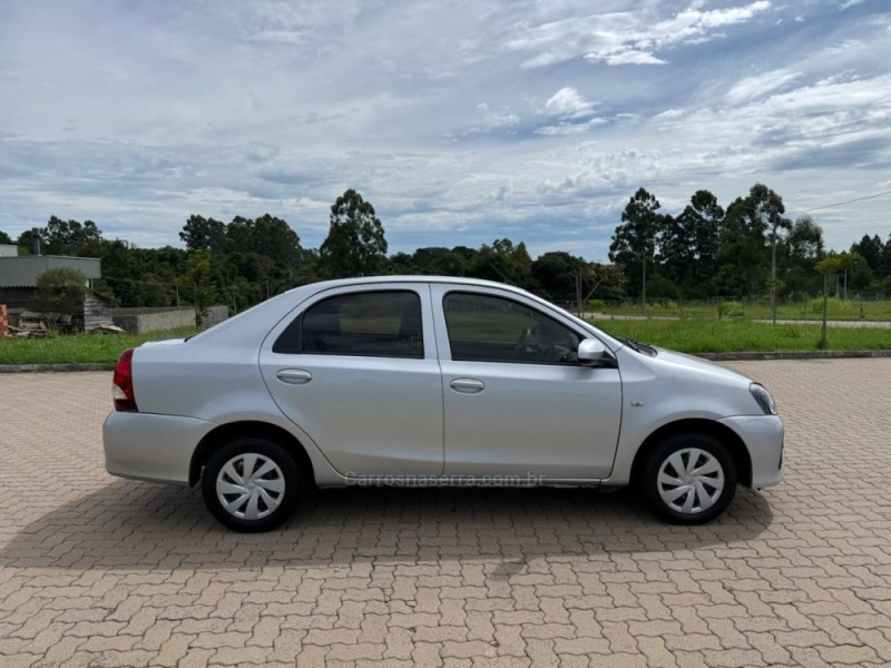 ETIOS 1.5 X PLUS 16V FLEX 4P AUTOMÁTICO - 2020 - IVOTI