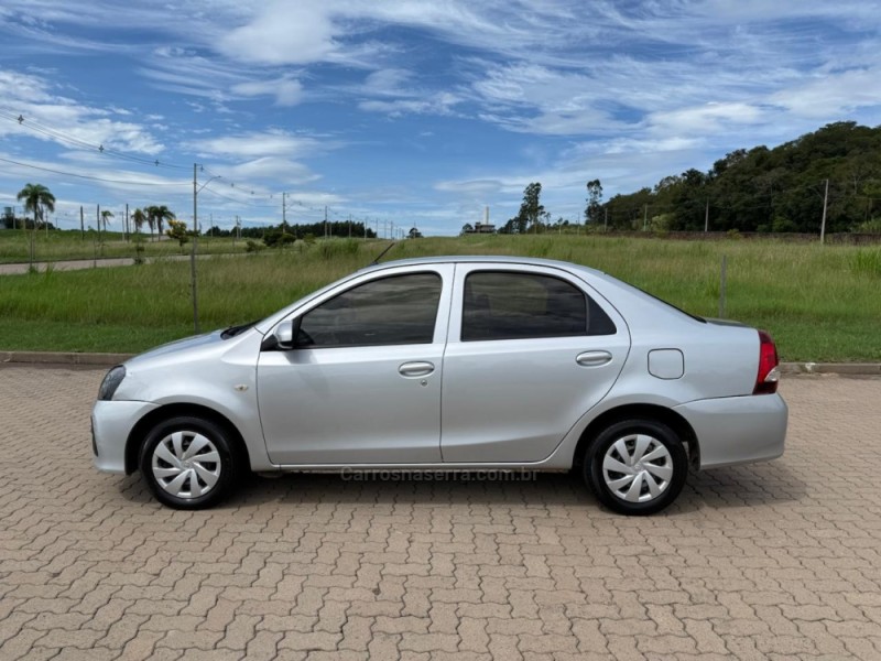 ETIOS 1.5 X PLUS 16V FLEX 4P AUTOMÁTICO - 2020 - IVOTI