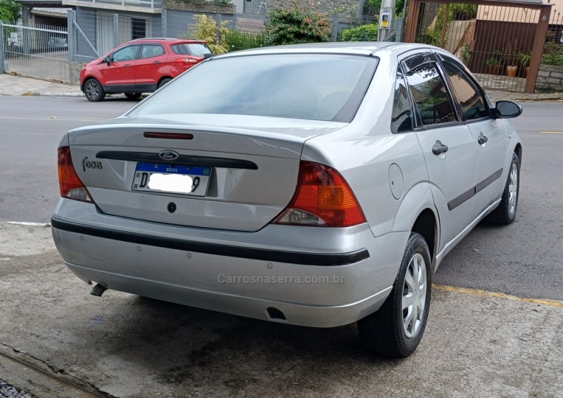 FOCUS 1.6 GLX SEDAN 8V FLEX 4P MANUAL - 2008 - FARROUPILHA
