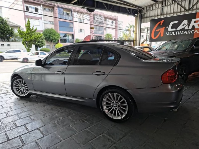320I 2.0 16V GASOLINA 4P AUTOMÁTICO - 2010 - CAXIAS DO SUL
