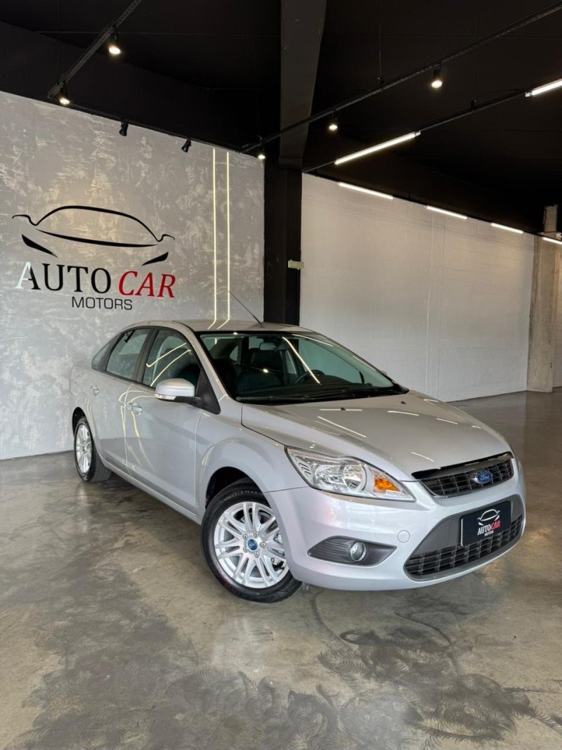 focus 1.6 glx sedan 16v flex 4p manual 2013 caxias do sul