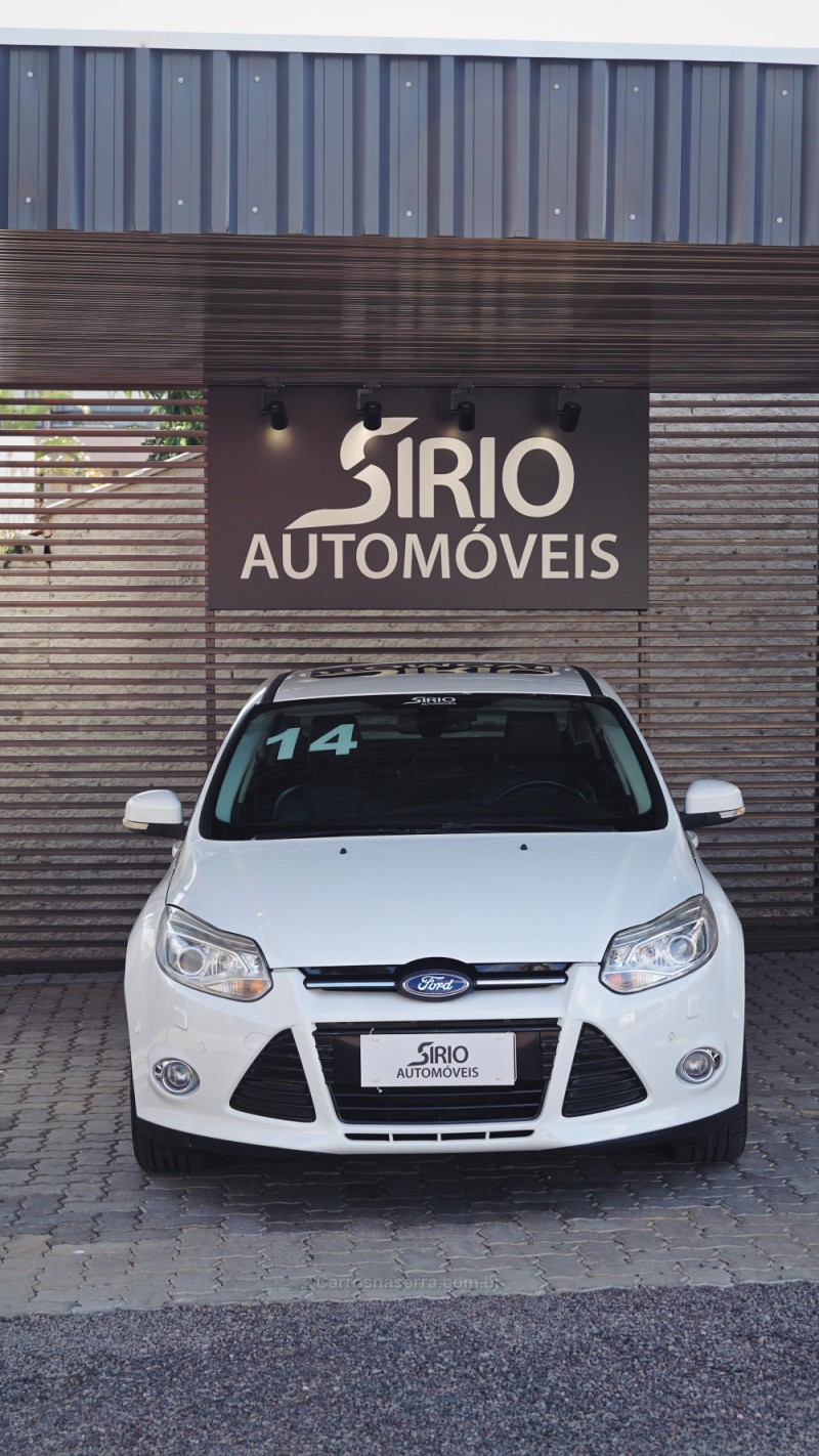 focus 2.0 titanium plus sedan 16v flex 4p automatico 2014 lajeado