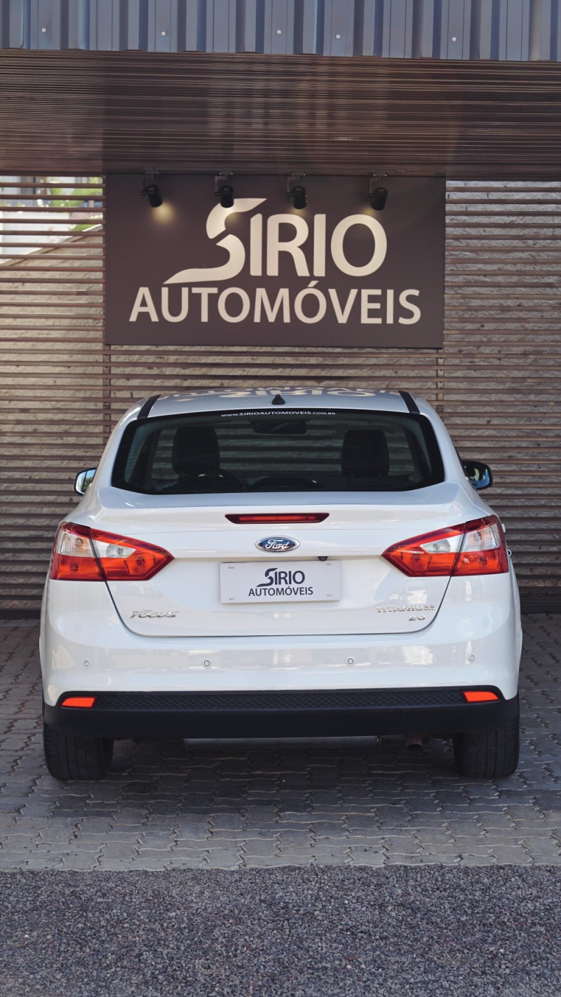 FOCUS 2.0 TITANIUM PLUS SEDAN 16V FLEX 4P AUTOMÁTICO - 2014 - LAJEADO