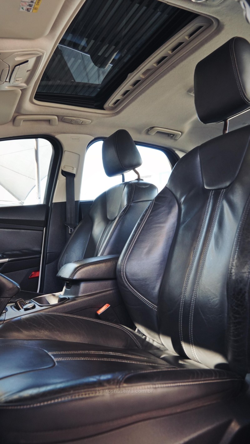 FOCUS 2.0 TITANIUM PLUS SEDAN 16V FLEX 4P AUTOMÁTICO - 2014 - LAJEADO