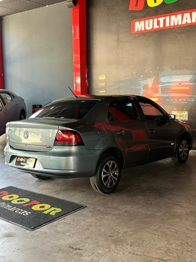 VOYAGE 1.0 MI 8V FLEX 4P MANUAL - 2011 - SãO LEOPOLDO