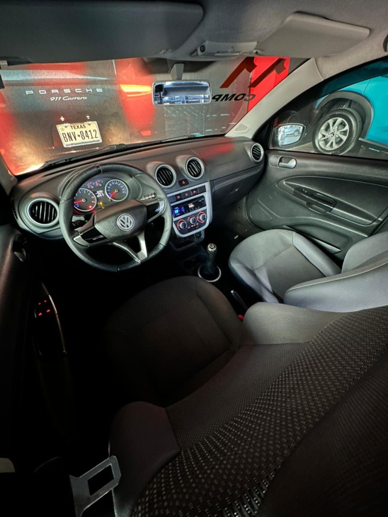 VOYAGE 1.0 MI 8V FLEX 4P MANUAL - 2011 - SãO LEOPOLDO