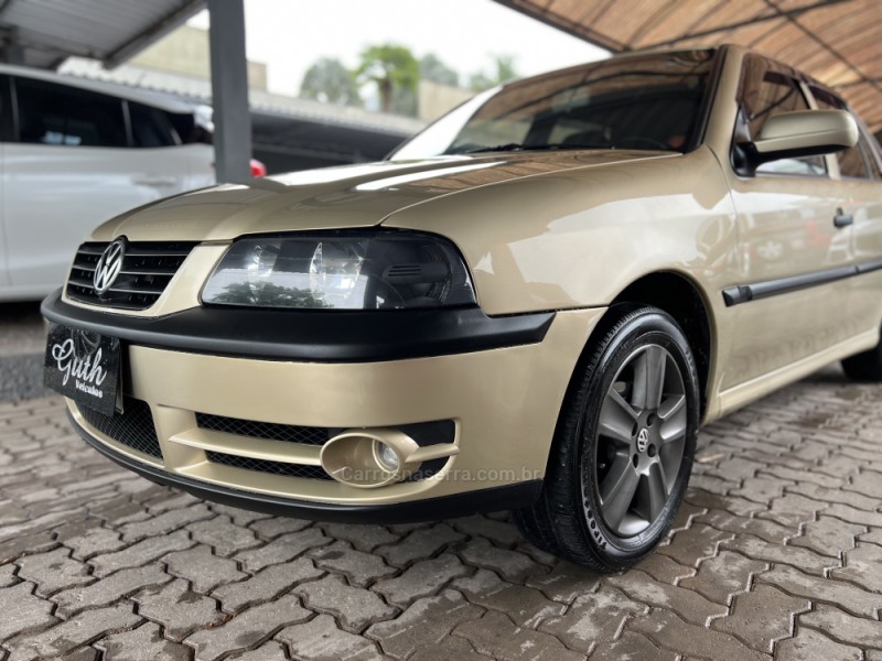 GOL 1.6 MI POWER 8V FLEX 4P MANUAL G.III - 2004 - BOM PRINCíPIO