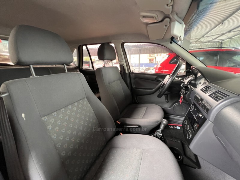 GOL 1.6 MI POWER 8V FLEX 4P MANUAL G.III - 2004 - BOM PRINCíPIO