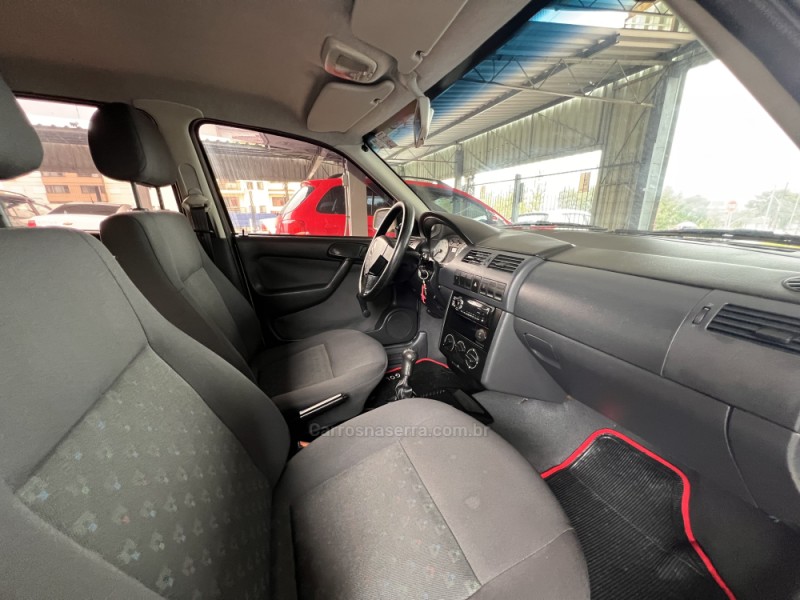 GOL 1.6 MI POWER 8V FLEX 4P MANUAL G.III - 2004 - BOM PRINCíPIO