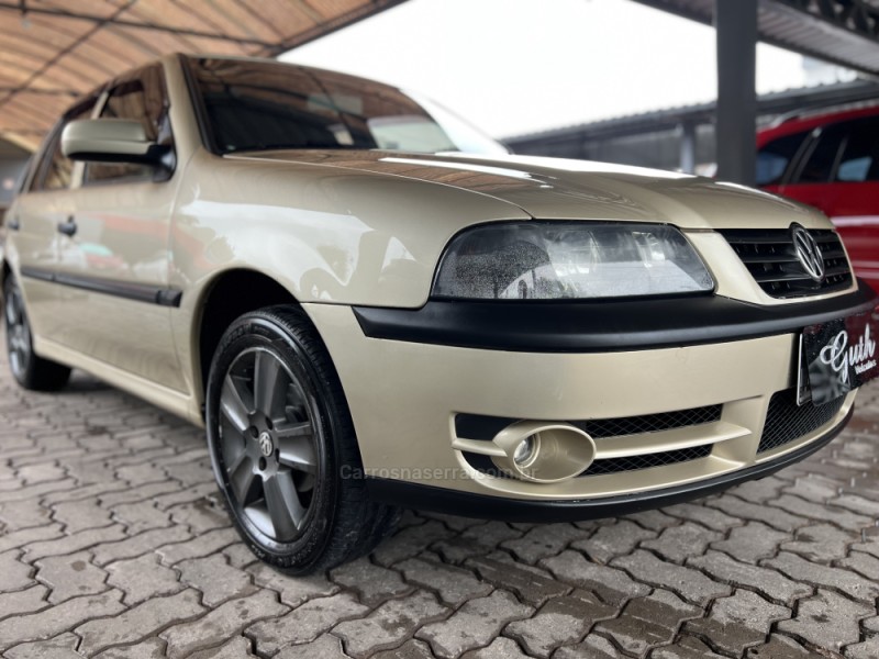 GOL 1.6 MI POWER 8V FLEX 4P MANUAL G.III - 2004 - BOM PRINCíPIO