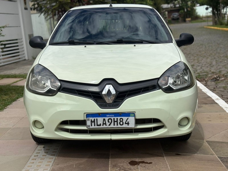 CLIO 1.0 AUTHENTIQUE 16V HI-FLEX 2P MANUAL - 2014 - FARROUPILHA