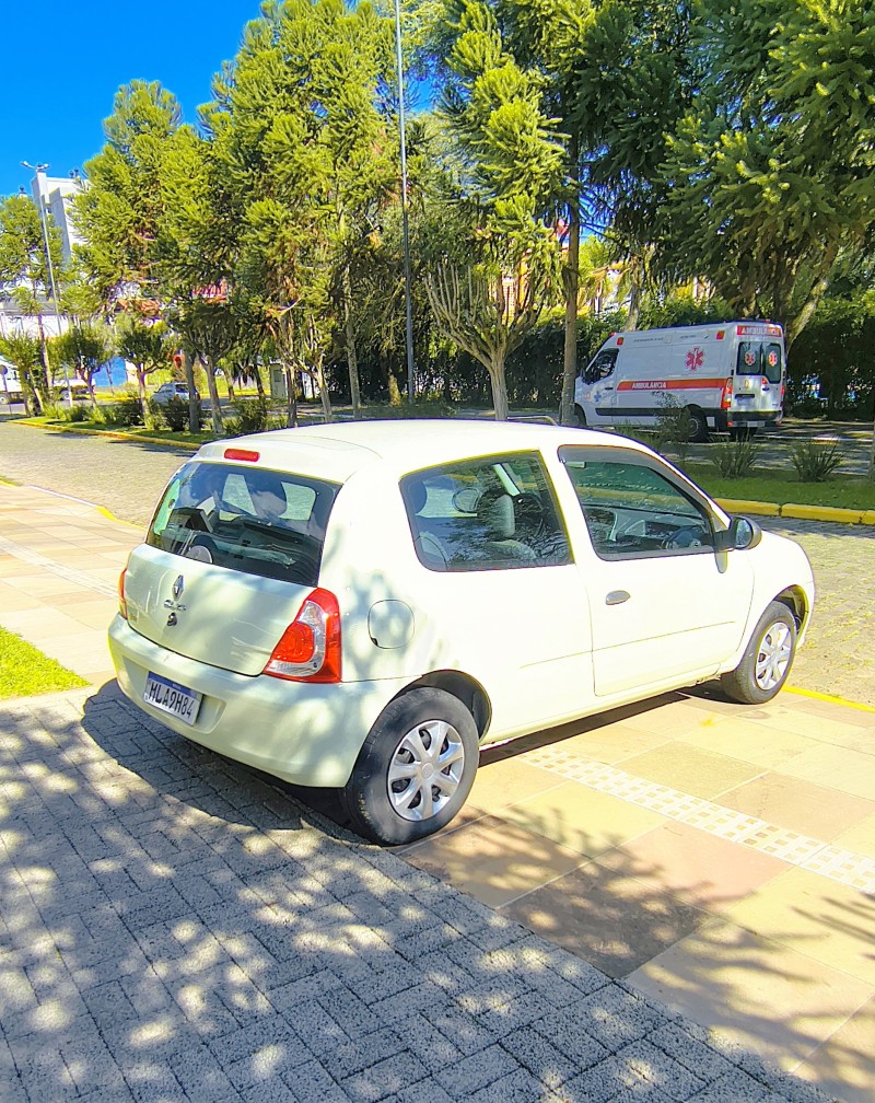 CLIO 1.0 AUTHENTIQUE 16V HI-FLEX 2P MANUAL - 2014 - FARROUPILHA