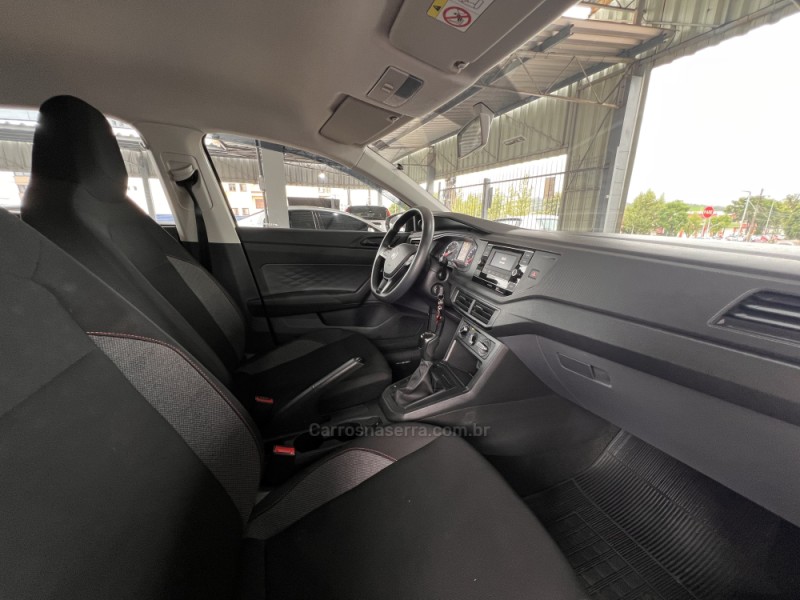 POLO 1.0 MPI TRACK 4P MANUAL - 2024 - BOM PRINCíPIO