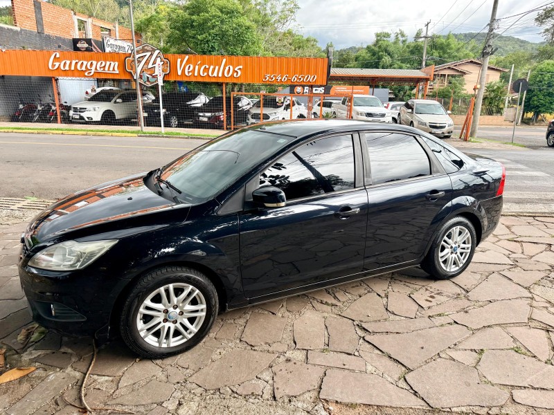 focus 1.6 glx sedan 8v flex 4p manual 2012 tres coroas