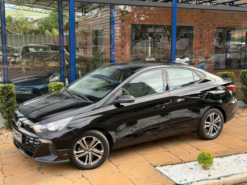 HB20S 1.0 COMFORT PLUS 12V TURBO FLEX 4P MANUAL - 2024 - LAGOA VERMELHA