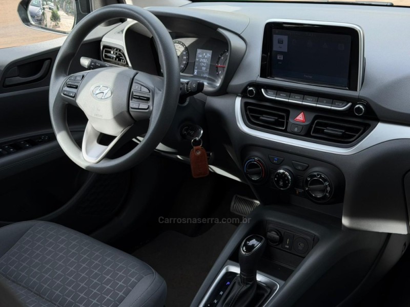 HB20S 1.0 COMFORT PLUS 12V TURBO FLEX 4P MANUAL - 2024 - LAGOA VERMELHA