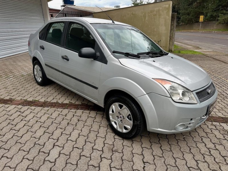 FIESTA 1.0 ROCAM S SEDAN 8V FLEX 4P MANUAL - 2009 - CAXIAS DO SUL