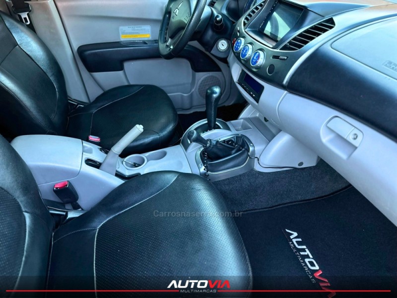 L200 3.2 HPE 4X4 CD 16V TURBO INTERCOOLER DIESEL 4P AUTOMÁTICO - 2009 - SAPIRANGA