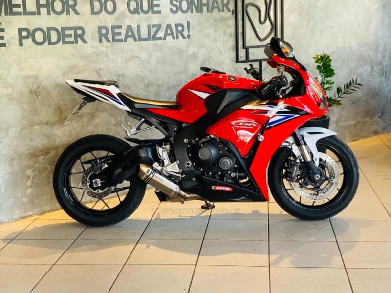 CBR 1000RR FIREBLADE - 2012 - CAXIAS DO SUL