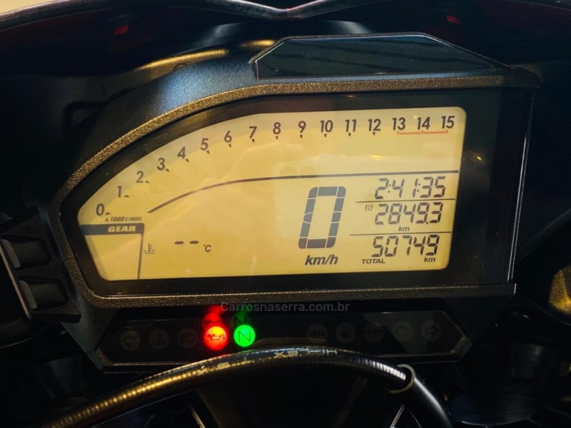 CBR 1000RR FIREBLADE - 2012 - CAXIAS DO SUL