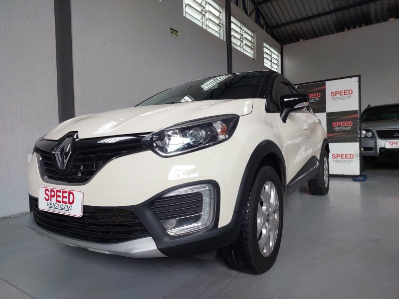 CAPTUR 1.3 ZEN 16V TURBO FLEX 4P AUTOMÁTICO - 2018 - SãO SEBASTIãO DO CAí