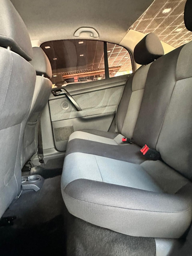 POLO SEDAN 1.6 MI 8V FLEX 4P MANUAL - 2012 - SãO LEOPOLDO