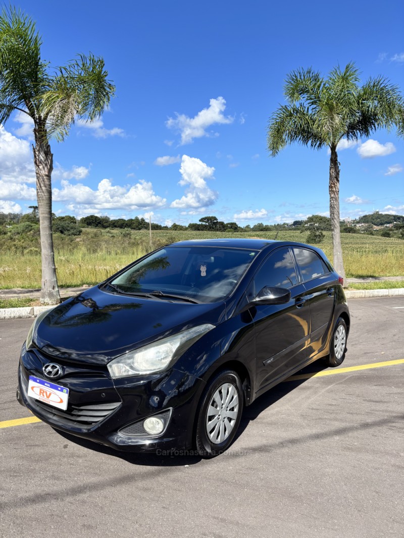 HB20 1.0 COMFORT PLUS 12V FLEX 4P MANUAL
